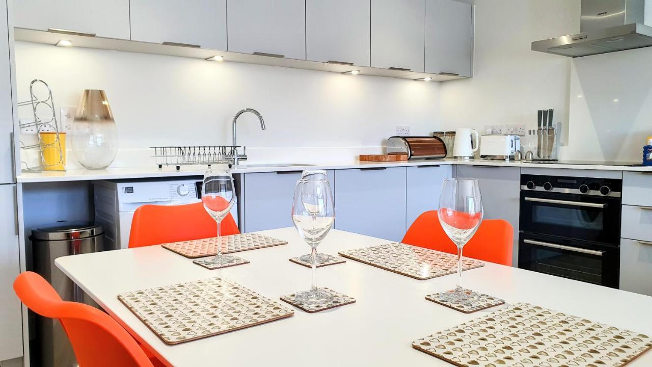 11 Putsborough - Luxury Apartment At Byron Woolacombe, Only 4 Minute Walk To Woolacombe Beach! מראה חיצוני תמונה